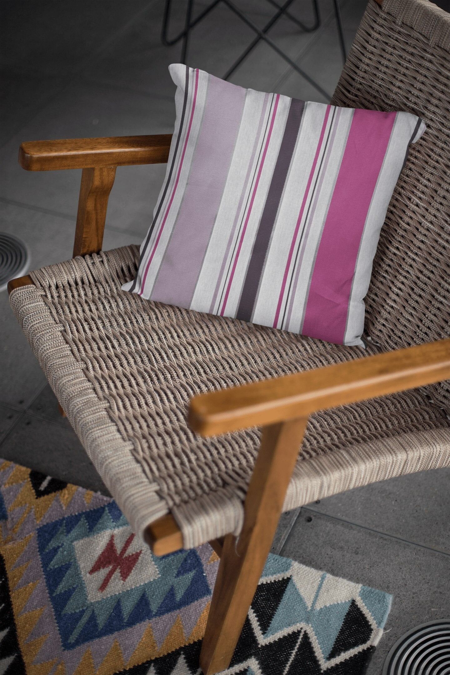 כרית נוי פסים MULTI B